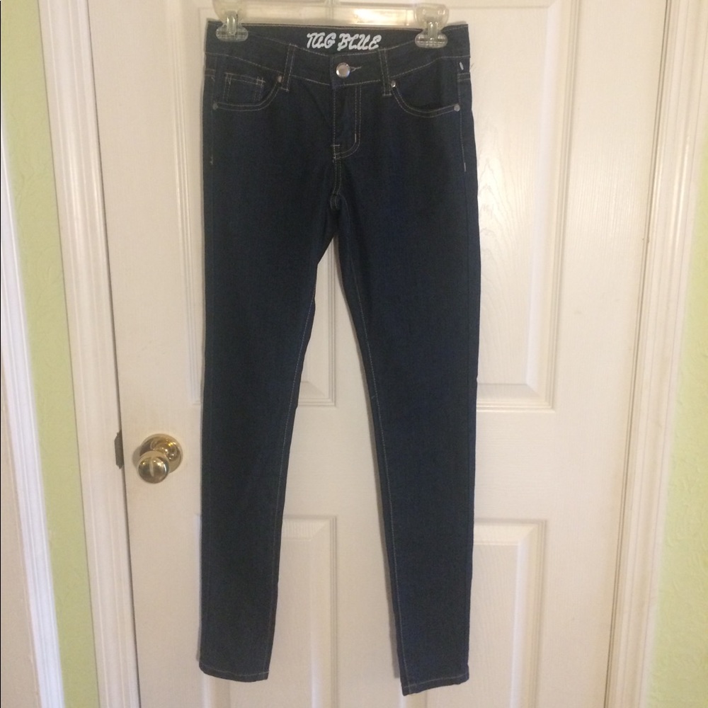 Tag skinny jeans
